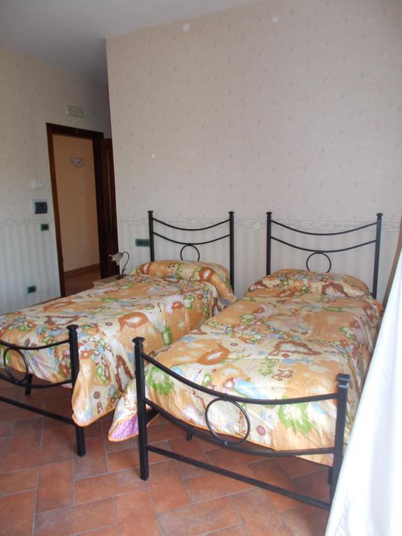 Casa Degli Ulivi Hotel ติโวลี ห้อง รูปภาพ